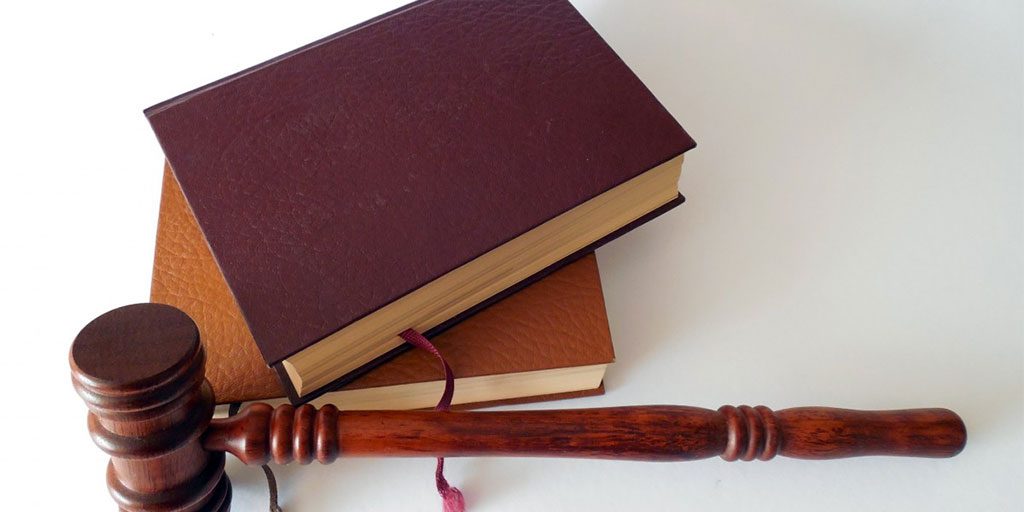 hammer_books_law_court_lawyer_paragraphs_rule