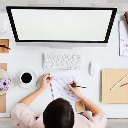 accountant-by-computer